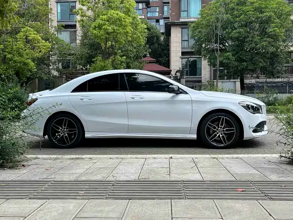 Mercedes-Benz CLA 2018