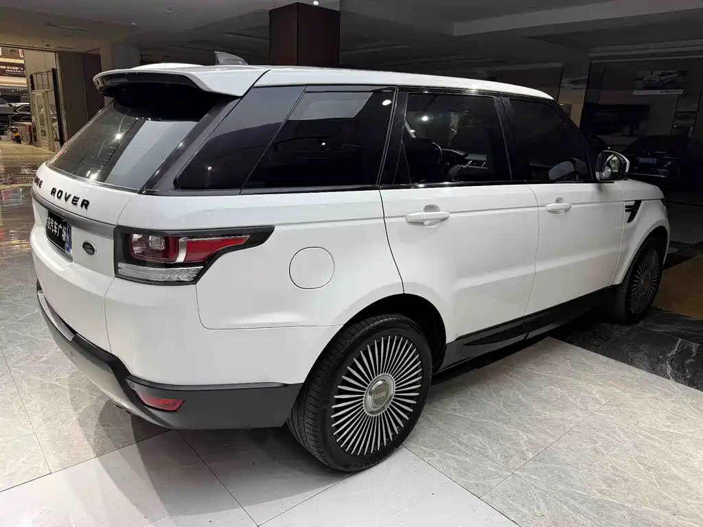 Land Rover Sport 2018 — фото 6