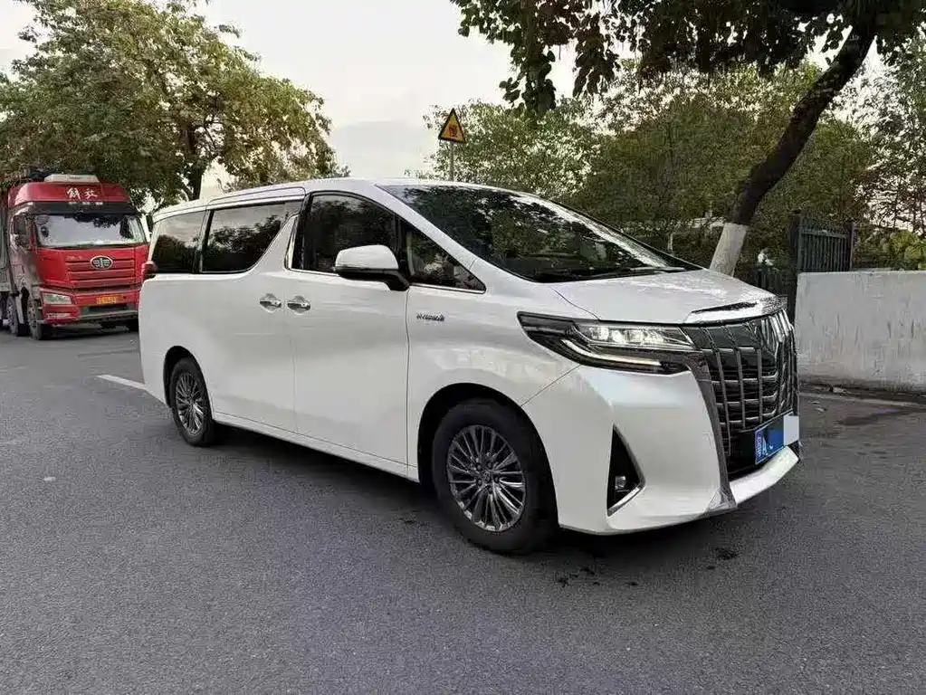 Toyota Alphard 2019 — фото 3