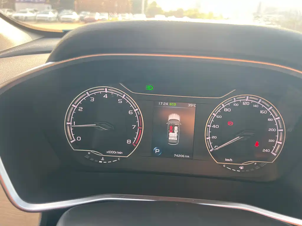 Geely Binyue 2022
