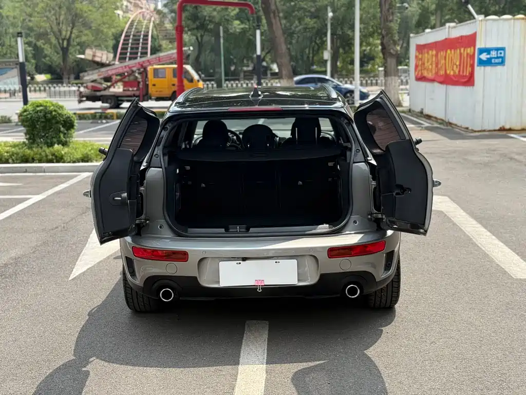 MINI Clubman 2016 — фото 14