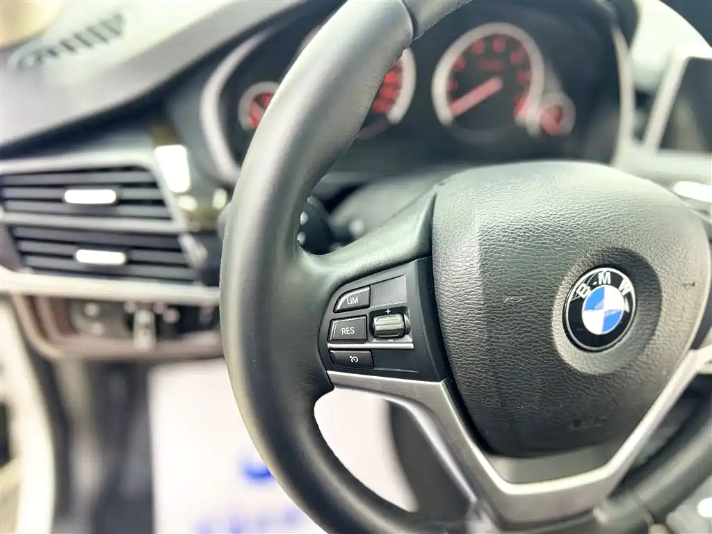 BMW X5 2015 — фото 12