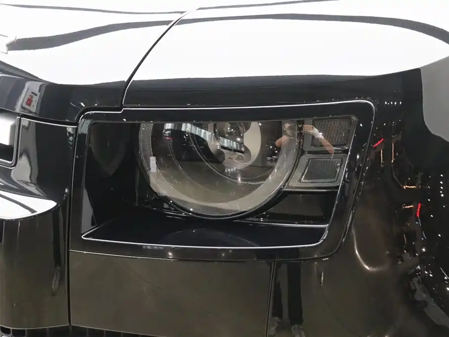 Land Rover Defender 2022 — фото 20