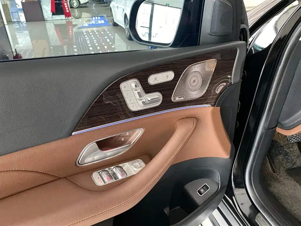 Mercedes-Benz GLE 2025 — фото 18