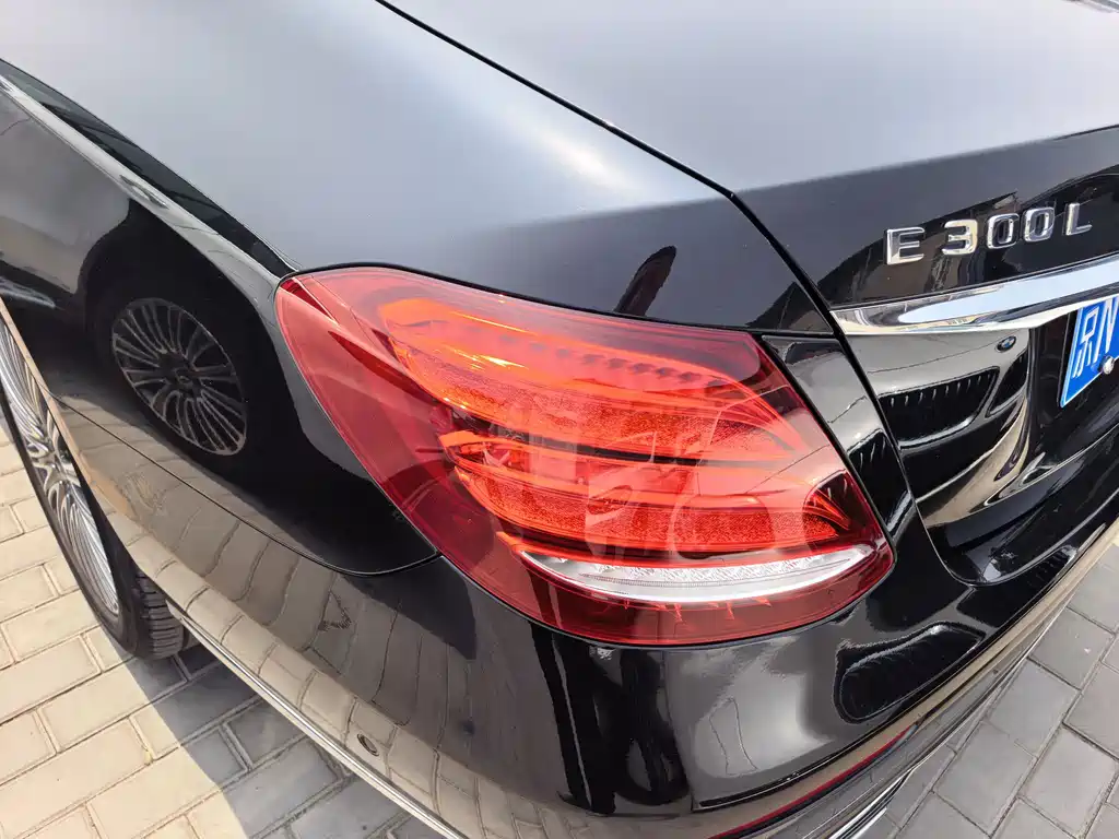 Mercedes-Benz E-Class 2019