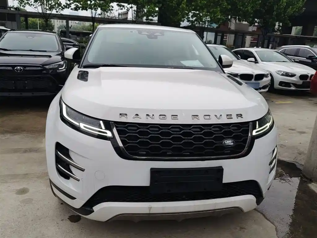 Land Rover Evoque 2022 — фото 3