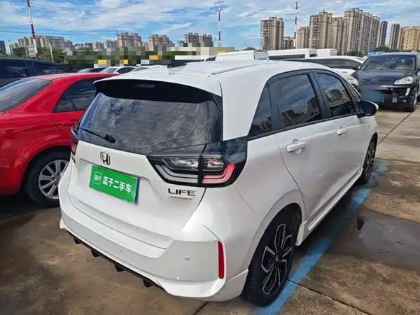 Honda LIFE 2023