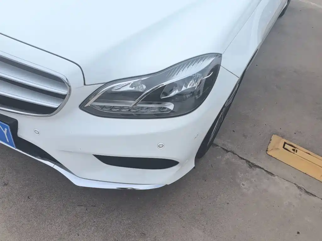 Mercedes-Benz E-Class 2015 — фото 24