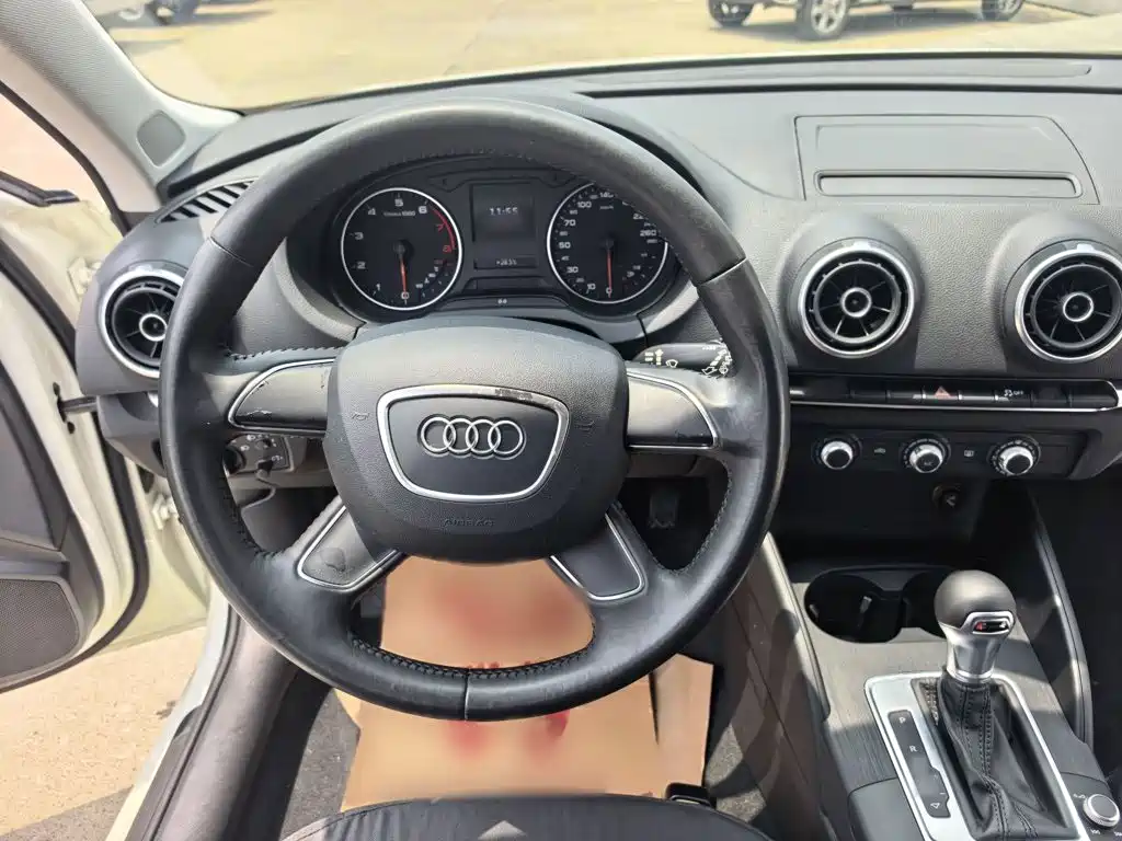 Audi A3 2015 — фото 3