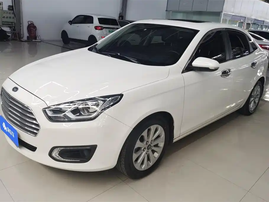 Ford Escort 2017