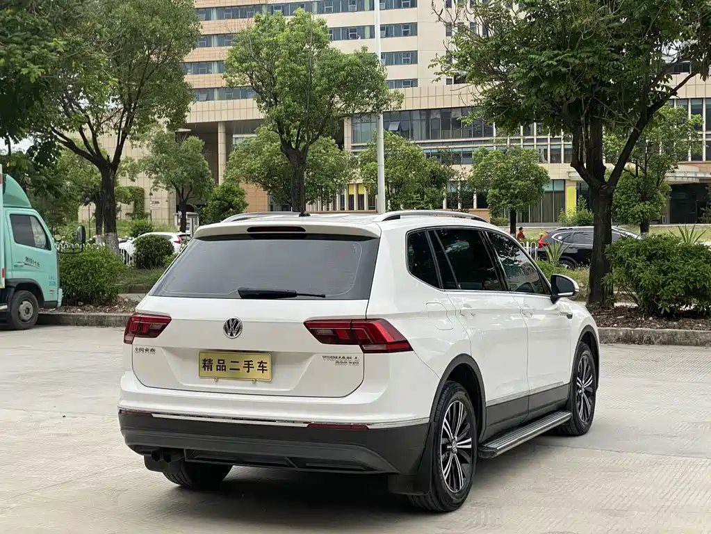 Volkswagen Tiguan L 2019