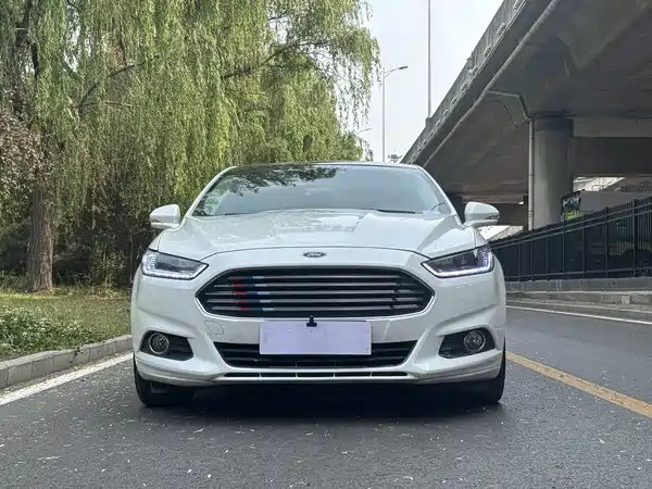 Ford Mondeo 2013