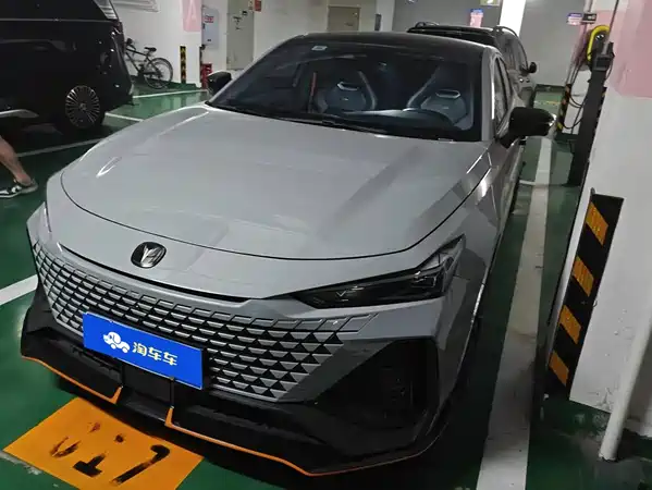 Changan UNI-V 2022