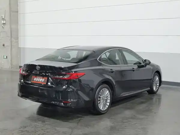 Toyota Camry 2024