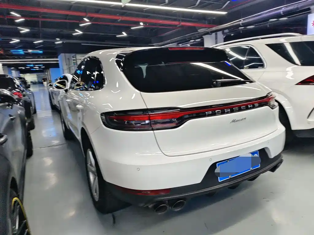 Porsche Macan 2020 — фото 13