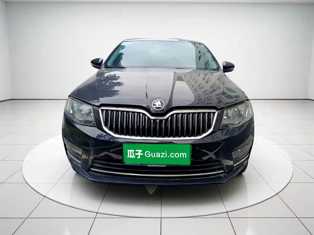 Skoda Octavia 2016 — фото 2