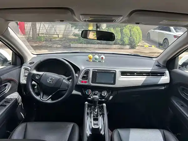 Honda Vezel 2015
