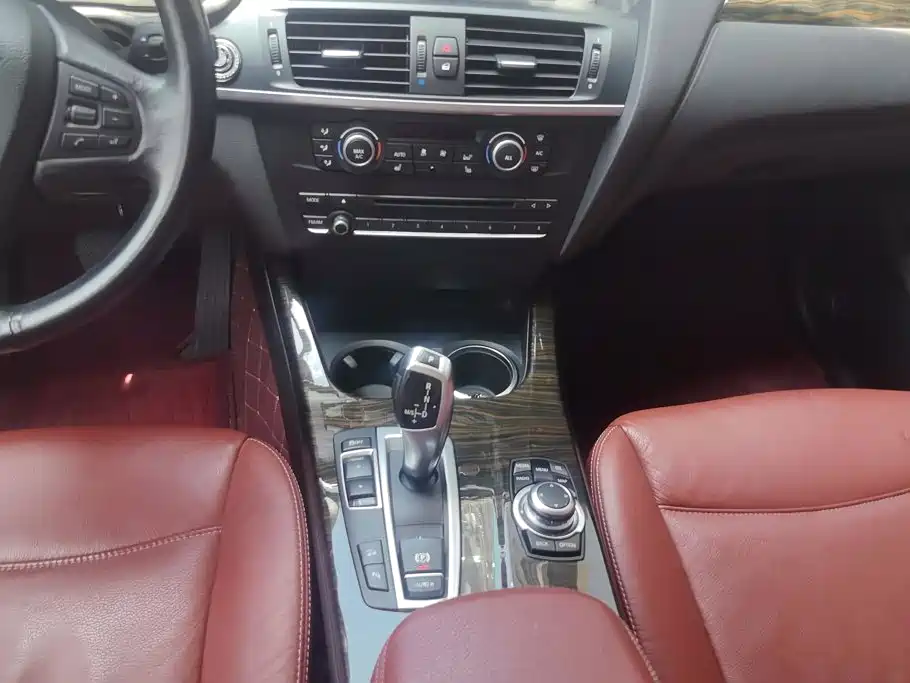 BMW X3 2013 — фото 16