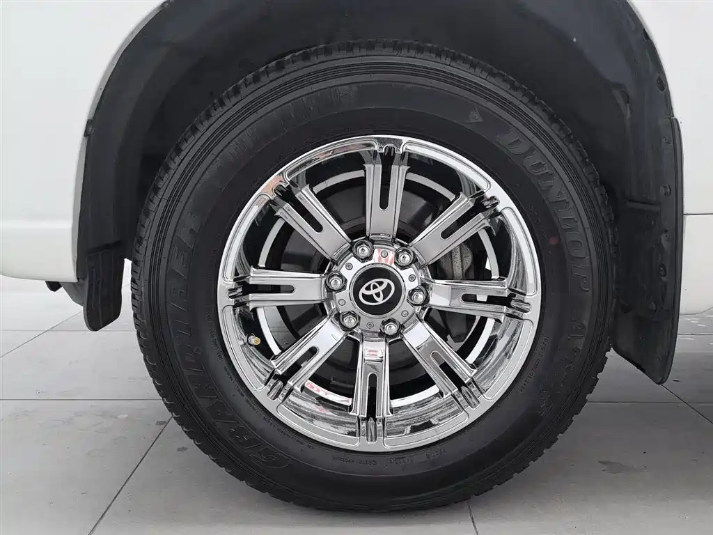 Toyota Prado 2015 — фото 17