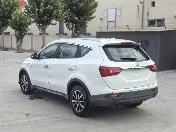Dongfeng Scenery 580 2016
