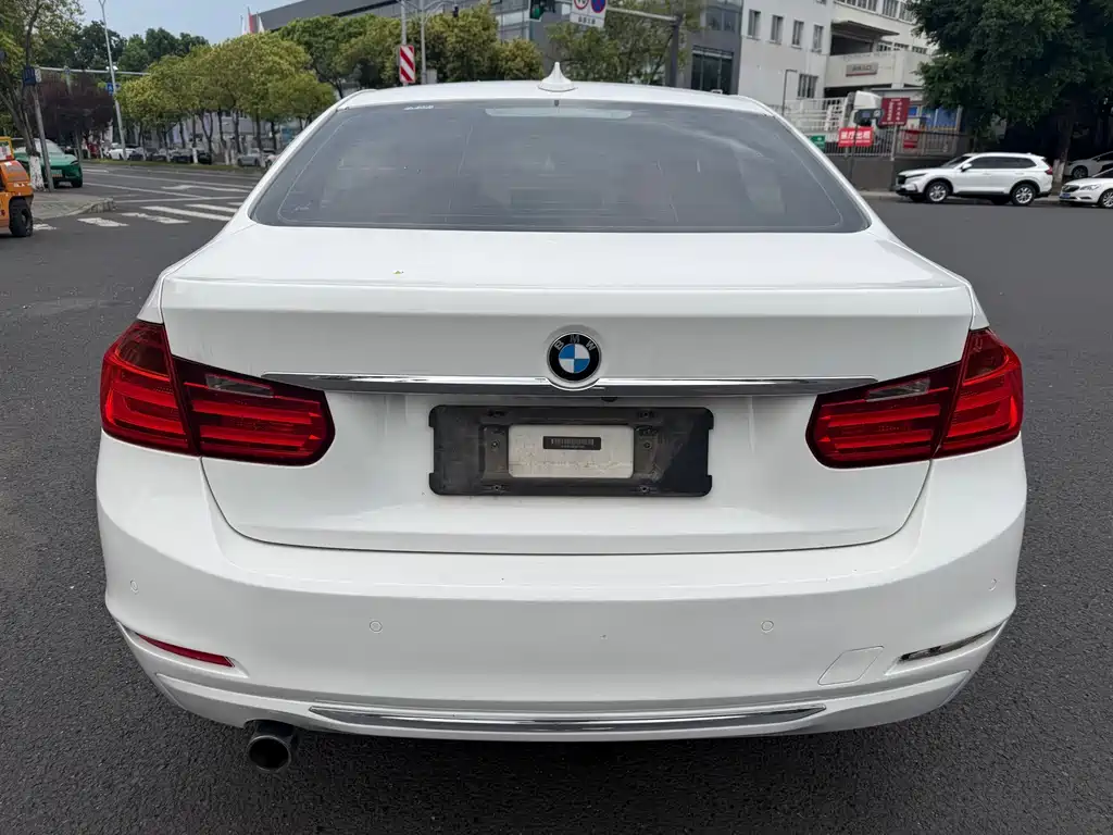 BMW 3 Series 2015 — фото 6