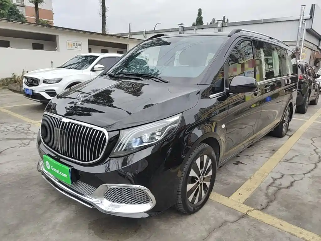Mercedes-Benz Vito 2023 — фото 2