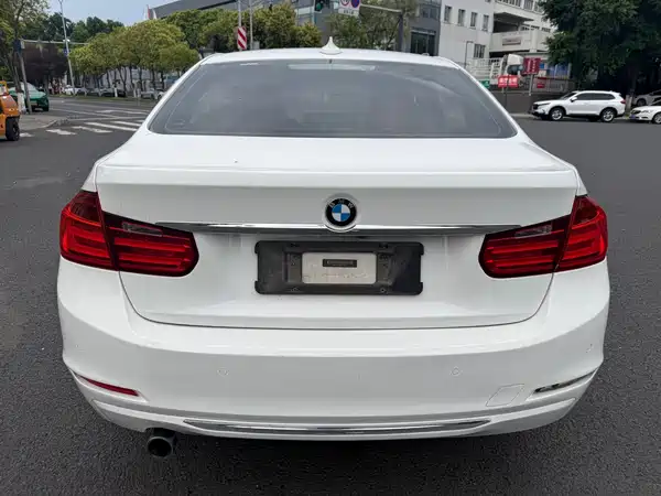 BMW 3 Series 2015