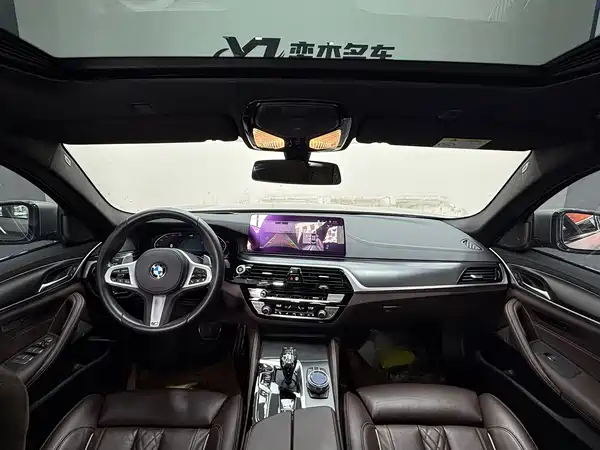 BMW 5 Series 2021