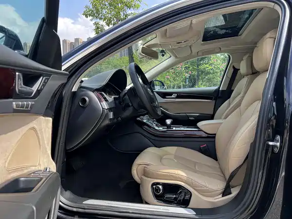 Audi A8 2012