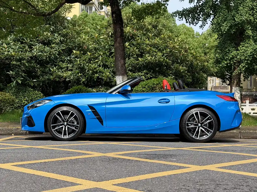 BMW Z4 2023 — фото 14