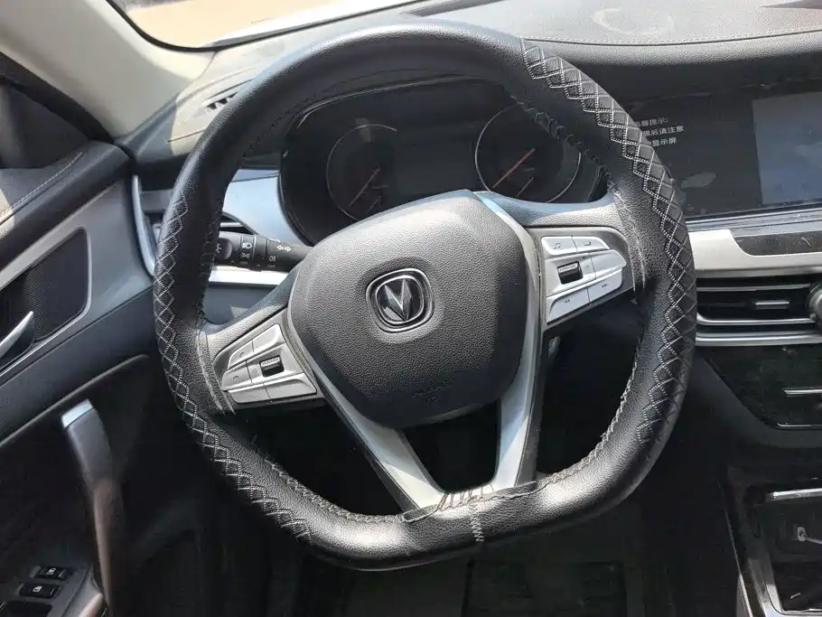 Changan CS35PLUS 2019 — фото 15