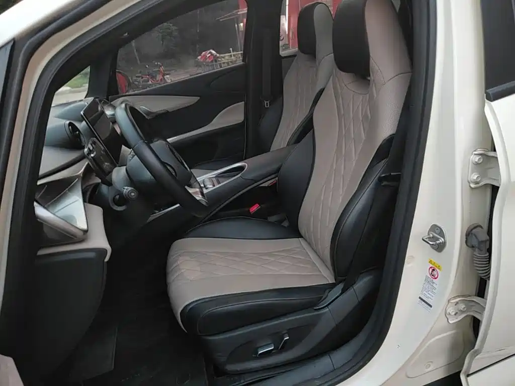 BYD Dolphin 2023 — фото 15