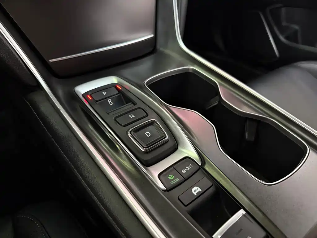 Honda Accord 2021 — фото 10