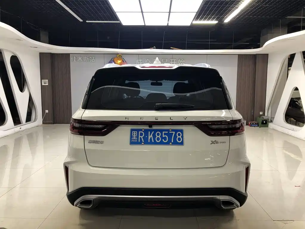 Geely Vision X6 2022 — фото 5
