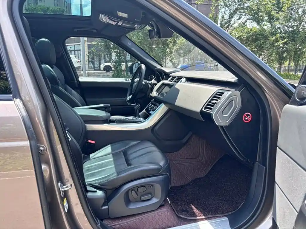 Land Rover Sport 2015