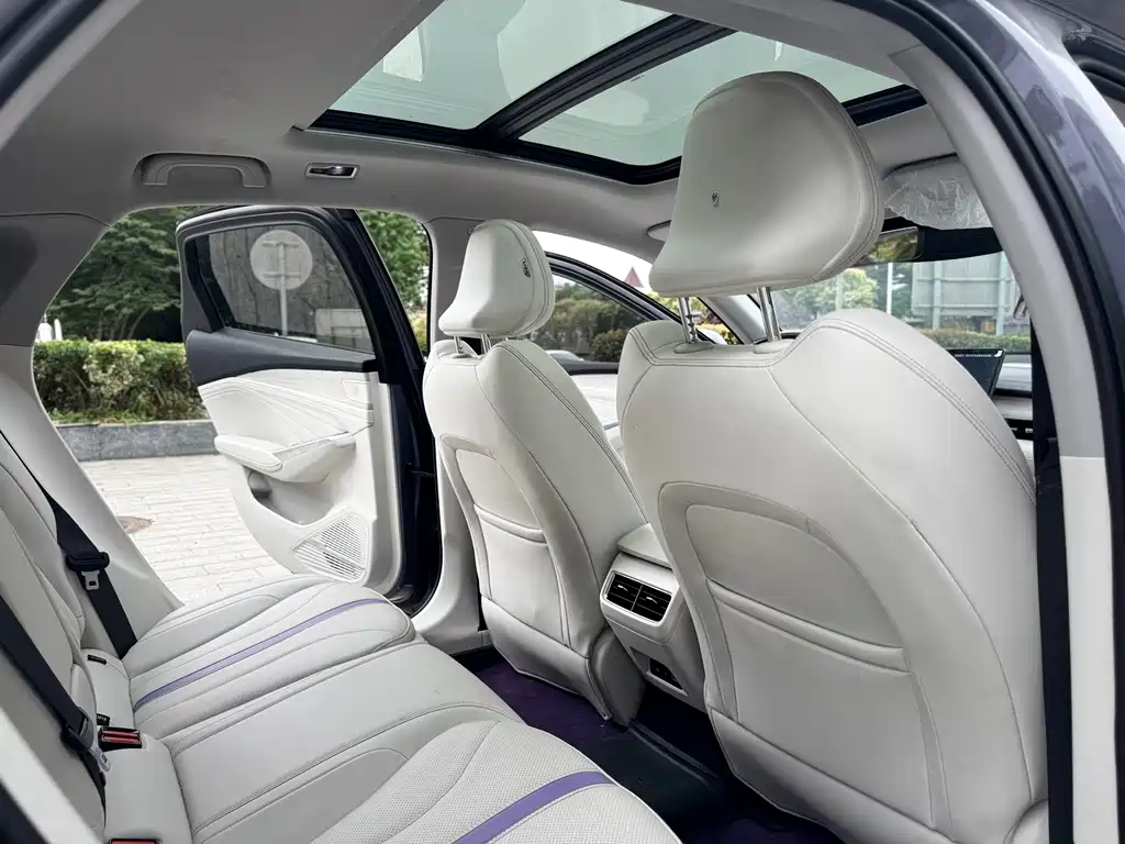Geely Xingrui 2023 — фото 12