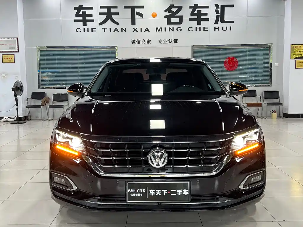 Volkswagen Passat 2021