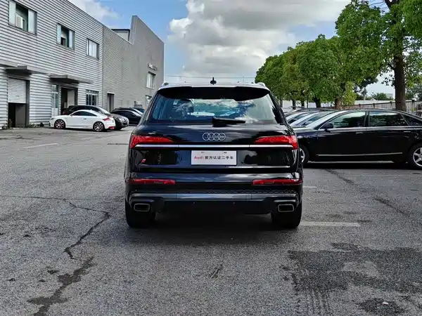 Audi Q7 2025