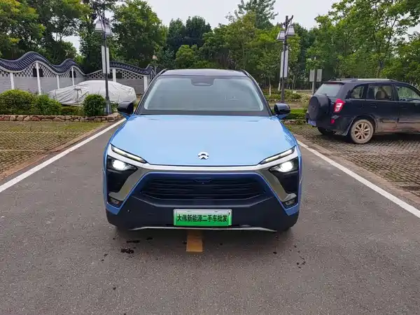 NIO ES8 2018