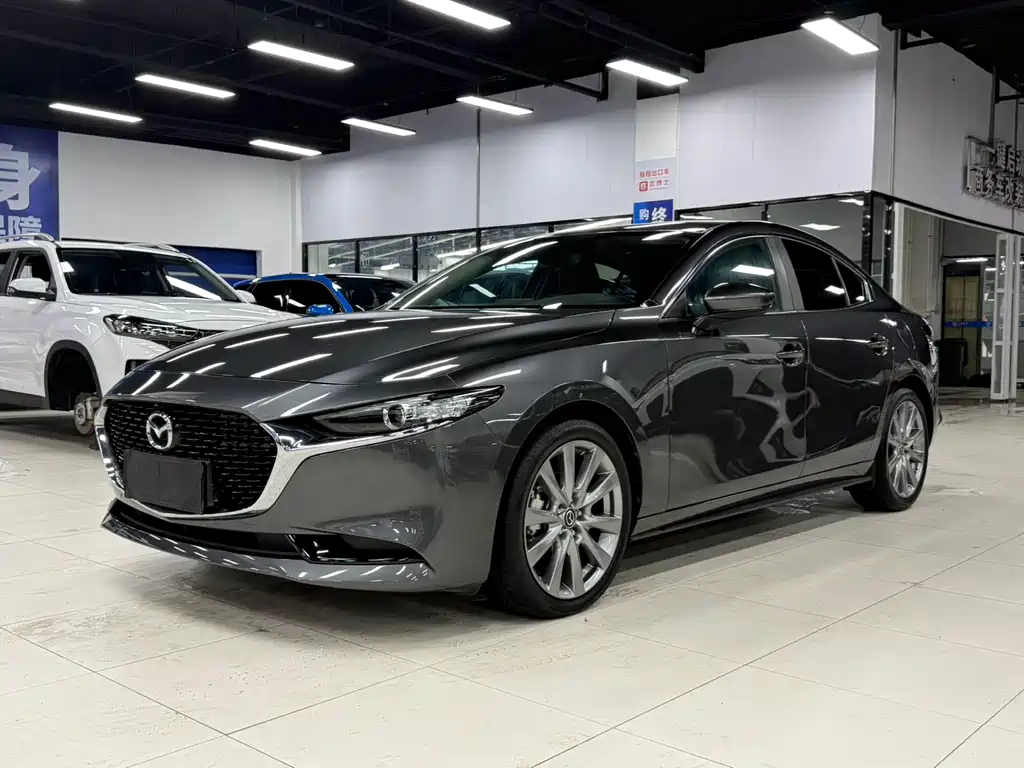 Mazda 3 Axela 2022
