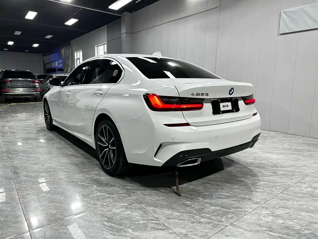 BMW 3 Series 2022