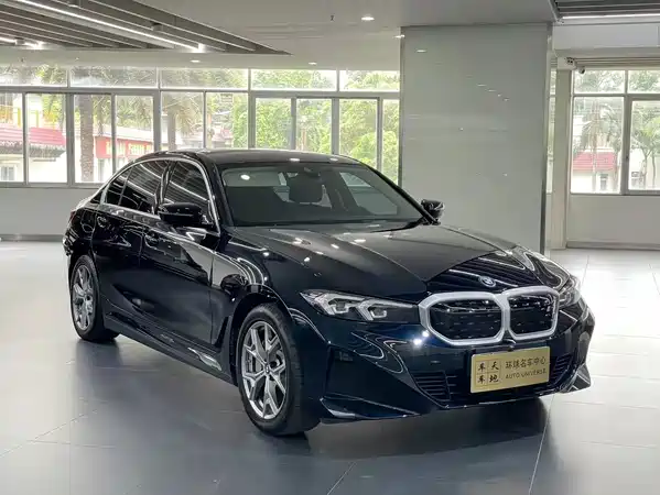 BMW i3 2024