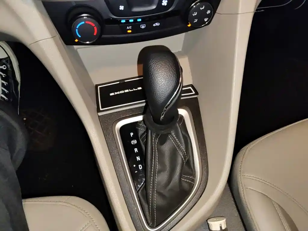 Buick Excelle 2020 — фото 14