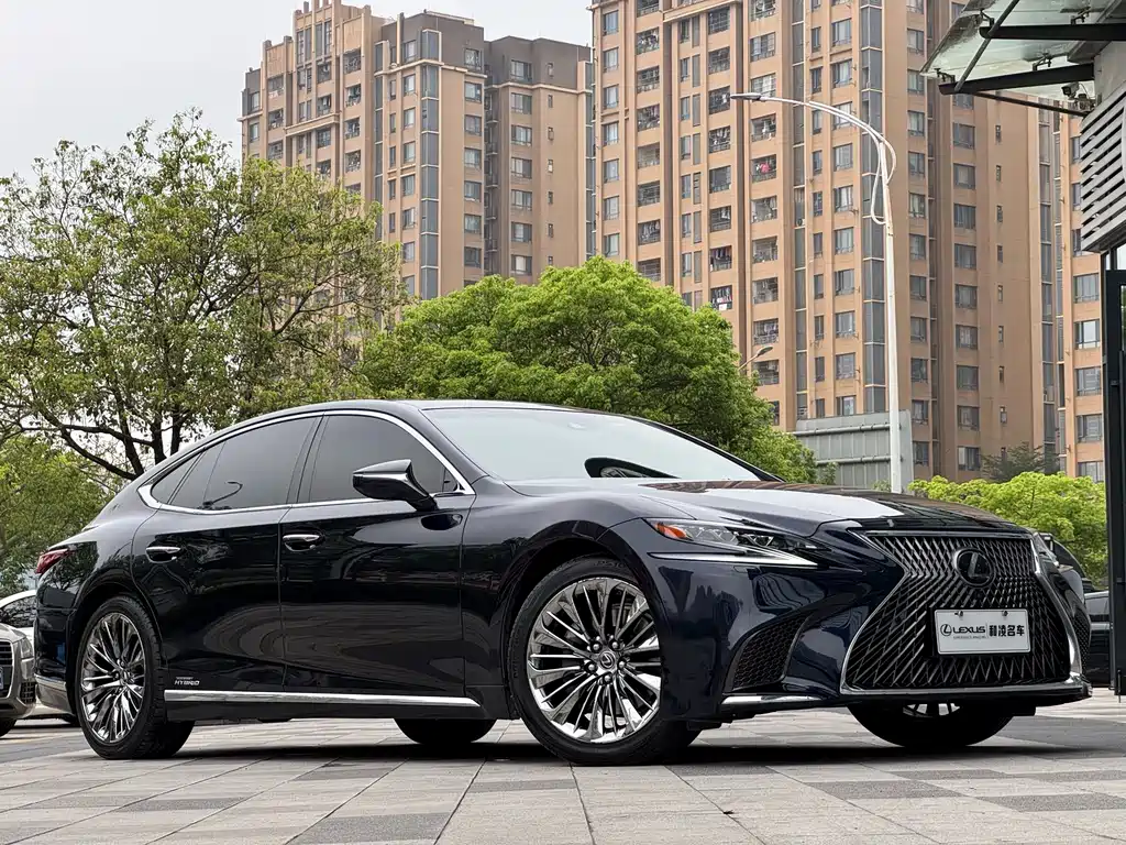 Lexus LS 2019 — фото 3