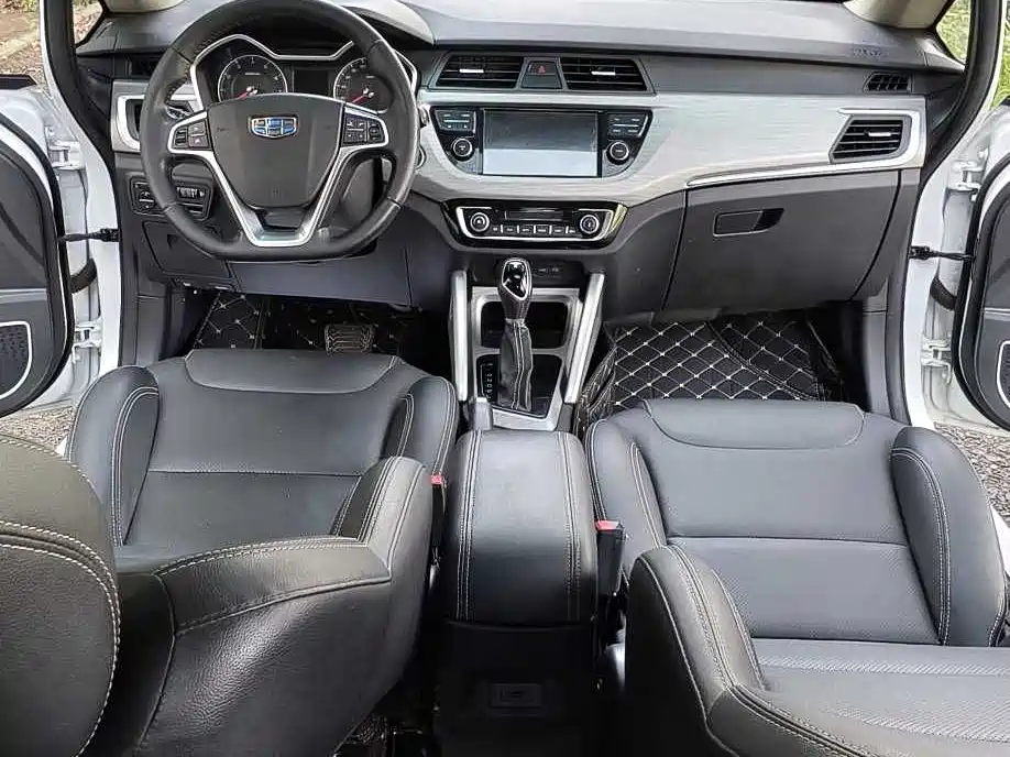 Geely Vision X3 2018 — фото 12
