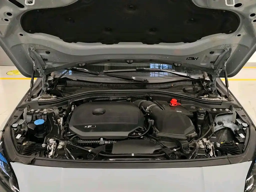 BMW 2 Series 2025 — фото 13