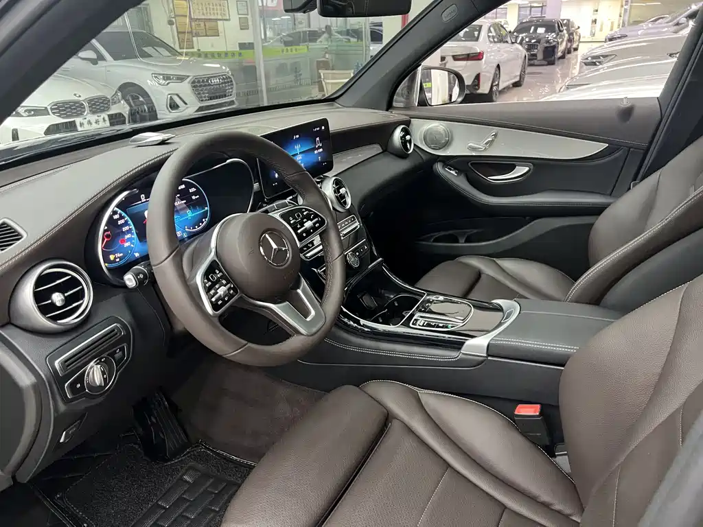 Mercedes-Benz GLC 2020 — фото 10