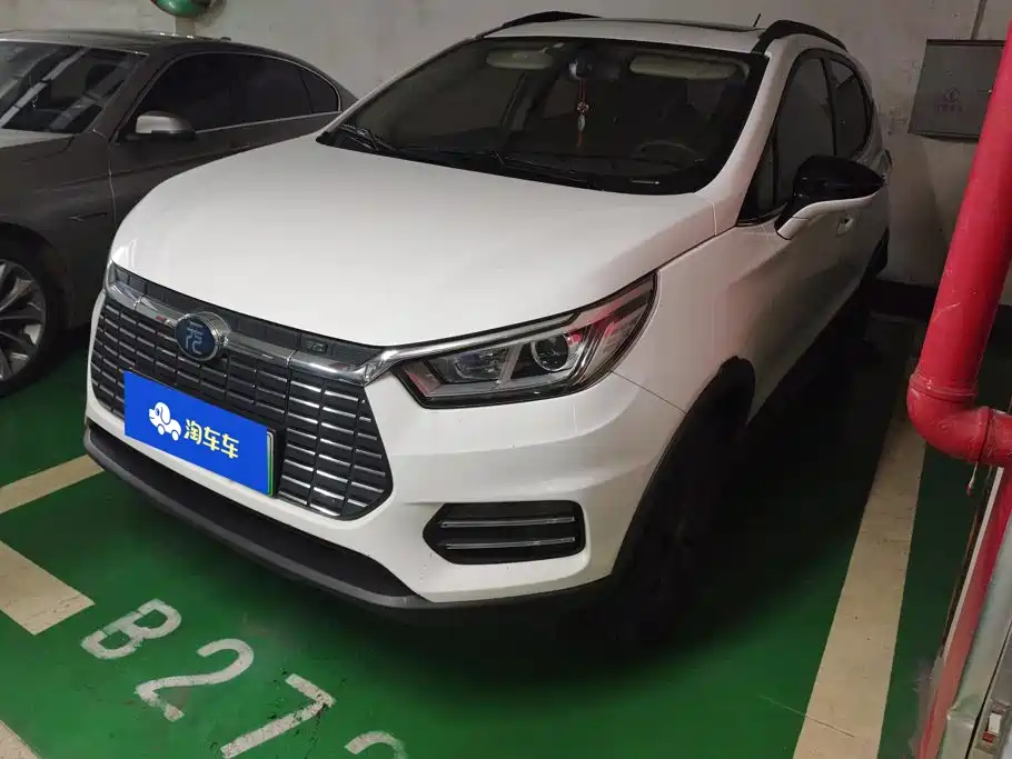 BYD Yuan EV 2018