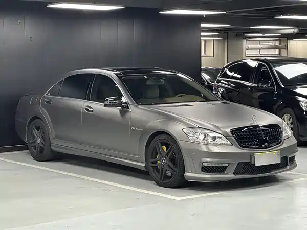 Mercedes-Benz S-Class AMG 2012
