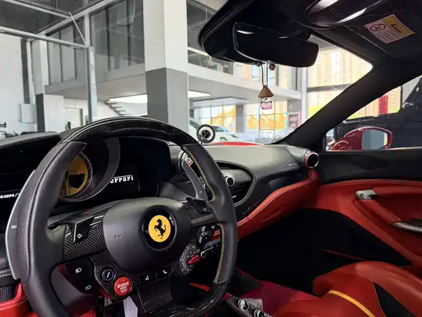 Ferrari F8 2019